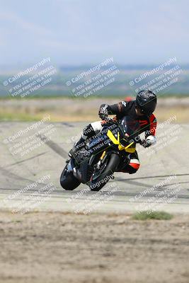 media/May-25-2025-Lets Ride (Sun) [[0ff033e448]]/B Group/1120am (Grapevine)/